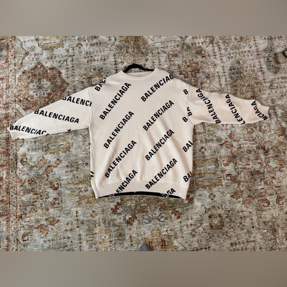Balenciaga Unisex Sweater
